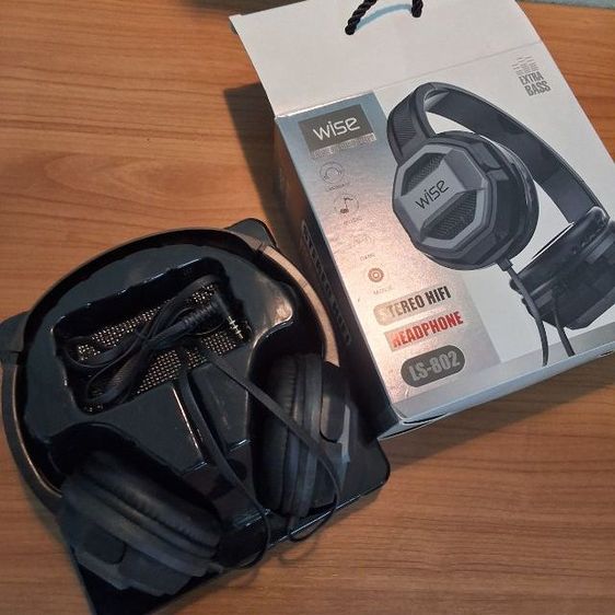 หูฟังครอบหูมีสาย Wise Base on discovery stereo hiding headphone