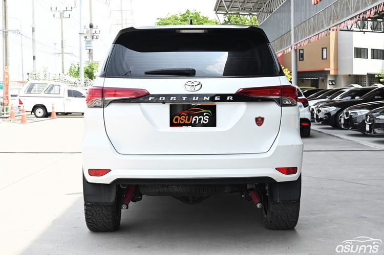Toyota Fortuner 2022 2.4 G Utility-car ดีเซล ไม่ติดแก๊ส เกียร์อัตโนมัติ ขาว รูปที่ 4