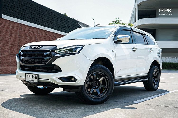 รถ Isuzu MU-X 1.9 Active 2WD สี ขาว