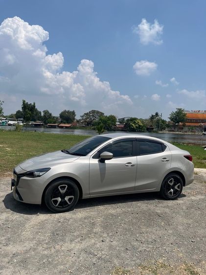 Mazda Mazda 2 2024 1.3 Skyactiv-G C Sedan Sedan เบนซิน ไม่ติดแก๊ส เกียร์อัตโนมัติ น้ำตาล รูปที่ 4