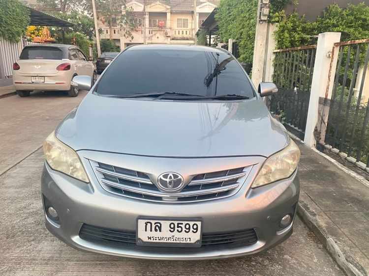 Toyota Corolla 2012 1.6 Sedan เบนซิน ไม่ติดแก๊ส เกียร์ธรรมดา เทา รูปที่ 3