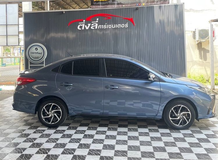 Toyota Yaris ATIV 2020 1.2 Sport Sedan เบนซิน ไม่ติดแก๊ส เกียร์ธรรมดา น้ำเงิน รูปที่ 4
