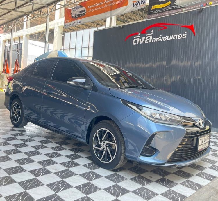 Toyota Yaris ATIV 2020 1.2 Sport Sedan เบนซิน ไม่ติดแก๊ส เกียร์ธรรมดา น้ำเงิน รูปที่ 3