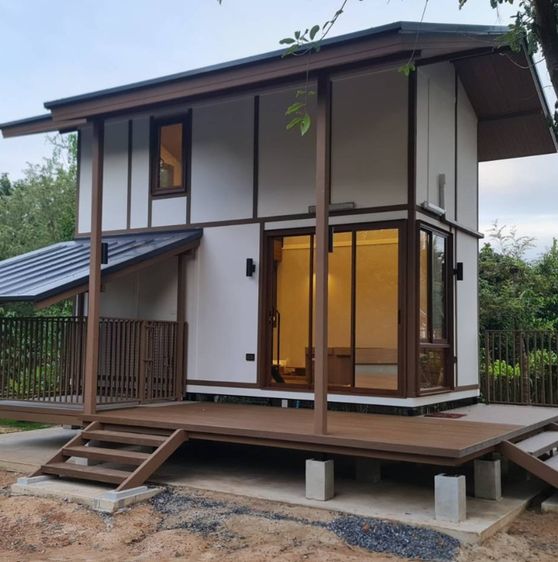 มีบางส่วน ขายบ้านสำเร็จรูป บ้านโมดูลาร์ สไตล์ loft 1 ห้องนอน 1ห้องน้ำ ระเบียง และมีบ้านสำหรับสัตว์เลี้ยง รับสร้างทั่วประเทศ รูปที่ 3