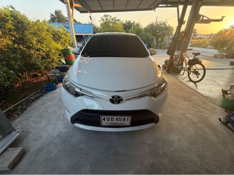 Toyota Veloz 2014 1.5 Smart เบนซิน LPG เกียร์อัตโนมัติ ขาว