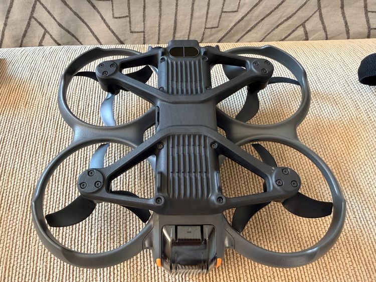 ขาย DJI Avata 2 ชุดเต็ม แบต 3 ก้อน + Goggles 3 + FPV Remote Controller 3 นัดรับแถว EmQuartier รูปที่ 5