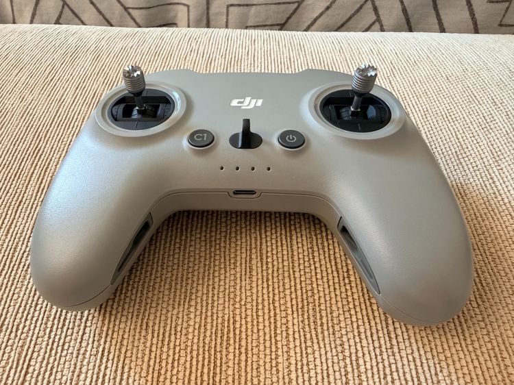 ขาย DJI Avata 2 ชุดเต็ม แบต 3 ก้อน + Goggles 3 + FPV Remote Controller 3 นัดรับแถว EmQuartier รูปที่ 10