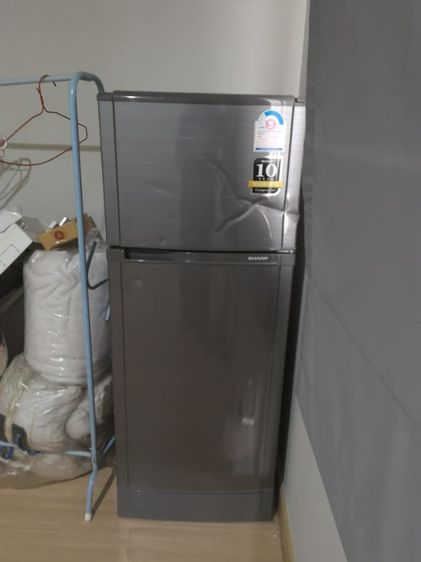 ตู้เย็นชาร์ป​ ​2 ประตู​ 5.9Q