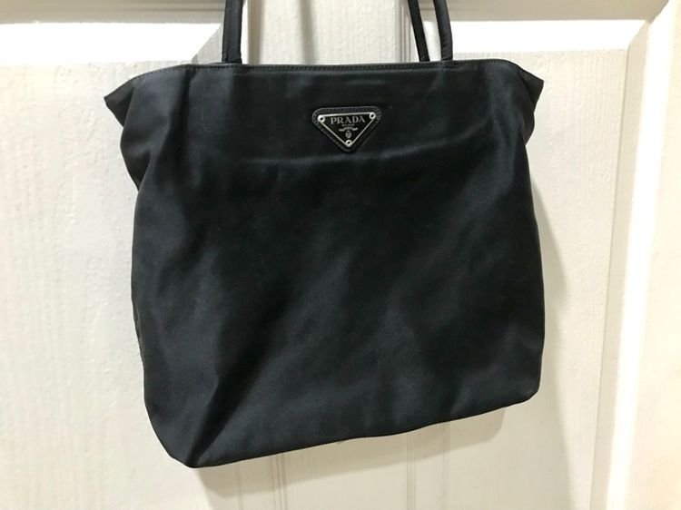 PRADA ของแท้ สีดำ สภาพดี รูปที่ 3