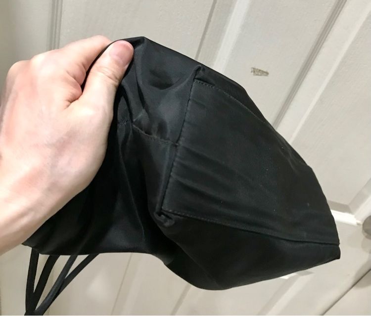 PRADA ของแท้ สีดำ สภาพดี รูปที่ 9