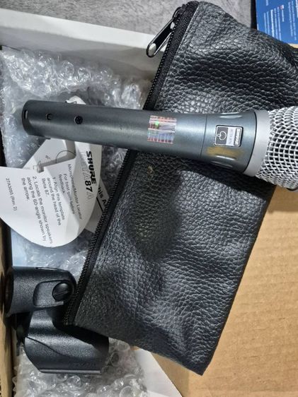 SHURE  BETA 87A
ของมหาจักรแท้  ของใหม่ ไม่เคยผ่านการใช้งาน 
ขายตัวละ  7,000 บาท   รูปที่ 3