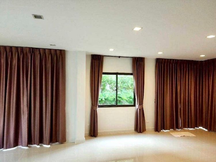 ไม่มี ขายทาวน์โฮมพร้อมผู้เช่า วี คอมพาวด์ ติวานนท์ - รังสิต V Compound Tiwanon - Rangsit  รูปที่ 2