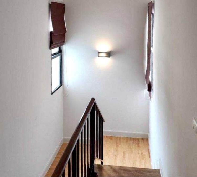 ไม่มี ขายทาวน์โฮมพร้อมผู้เช่า วี คอมพาวด์ ติวานนท์ - รังสิต V Compound Tiwanon - Rangsit  รูปที่ 4