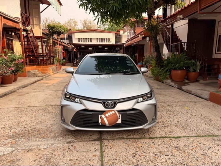 Toyota Corolla 2019 1.6 Sedan เบนซิน ไม่ติดแก๊ส เกียร์อัตโนมัติ บรอนซ์เงิน