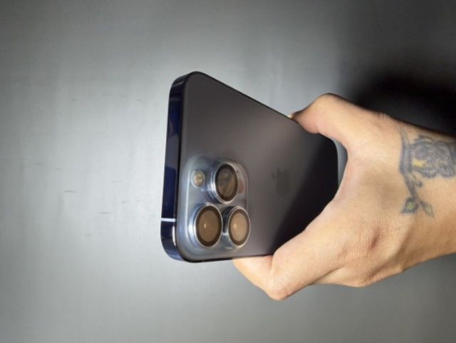 iPhone 13 Pro 128 GB  มือ2 สีเซียร่าบลู 
สภาพสวยๆ พร้อมใช้งาน
12000งดต่อลดแล้วจาก(13,200)เปลี่ยนแบตจากศูนย์ให้ใหม่แล้ว สภาพแบต100เปอร์เซน รูปที่ 4