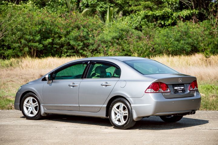 Honda Civic 2006 2.0 EL i-VTEC Sedan เบนซิน LPG เกียร์อัตโนมัติ เทา รูปที่ 4
