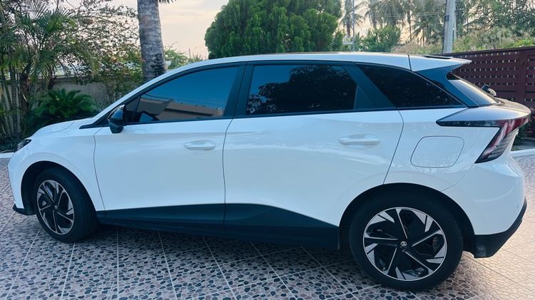 MG MG4 2025 Electric Utility-car ไฟฟ้า ไม่ติดแก๊ส เกียร์อัตโนมัติ ขาว รูปที่ 3