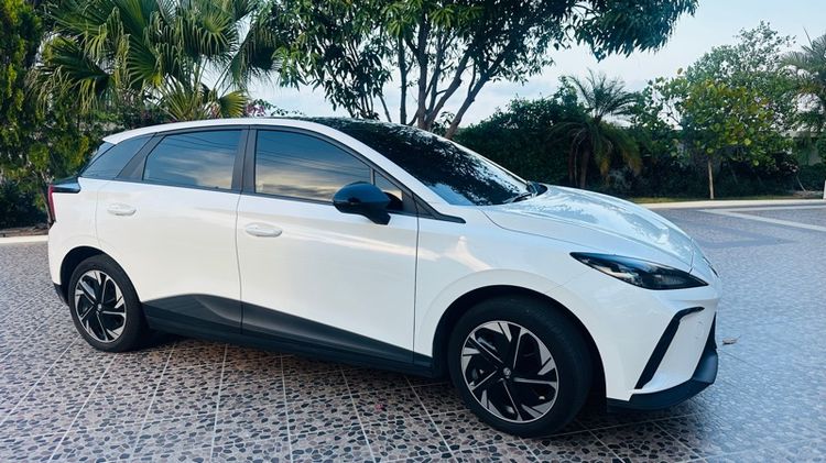 MG MG4 2025 Electric Utility-car ไฟฟ้า ไม่ติดแก๊ส เกียร์อัตโนมัติ ขาว รูปที่ 2