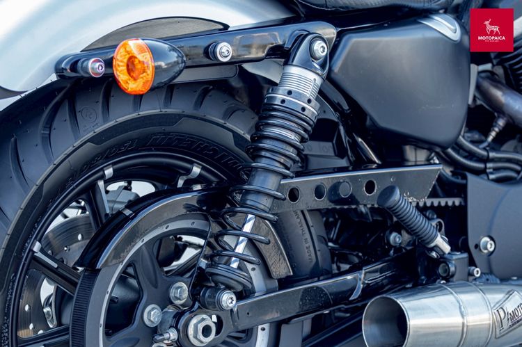 Harley Davidson Iron883 Clubstyle ปี2021 วิ่งน้อย4,000Mi. ใหม่มาก รูปที่ 9