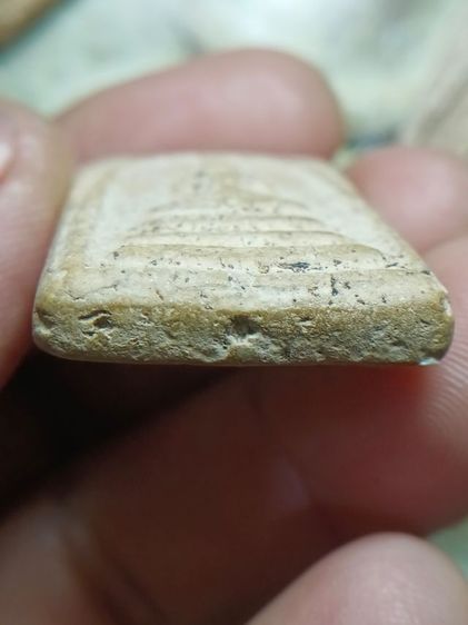 พระสมเด็จเก่า รูปที่ 4