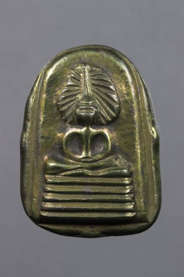 พระเครื่อง รูปที่ 2