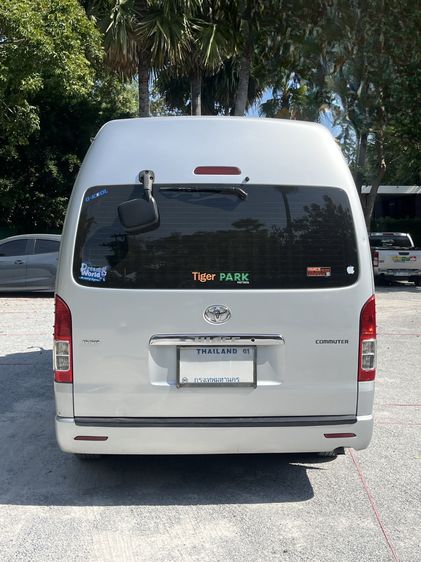 Toyota Hiace 2013 2.5 D4D Van ดีเซล เกียร์ธรรมดา บรอนซ์เงิน รูปที่ 3