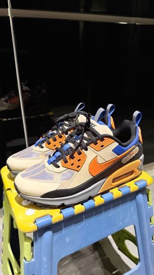 รองเท้า