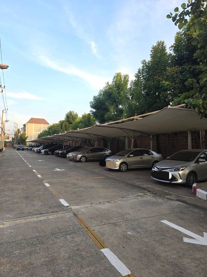 AP (Thailand) มีบางส่วน สร้างเสร็จก่อน 2010 ขายทาวน์โฮม ติดถนนใหญ่ ทำเลทองย่านนาคนิวาส โครงการบ้านกลางเมือง Urbanion ลาดพร้าว 71 (ตรงข้ามปั๊ม Shell) จังหวัดกรุงเทพมหานคร รูปที่ 3