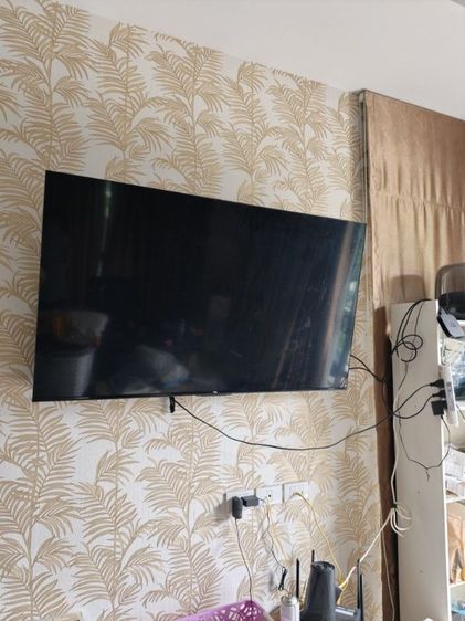อื่นๆ TV TCL 55 นิ้ว model 55T635 พร้อมขาแขวนทีวี