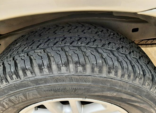 ขายด่วนยางมือสองสภาพดีราคาถูกๆมี2ชุด รูปที่ 3