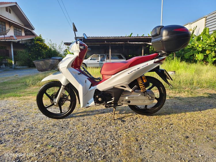 ขายถูกด่วน Wave 125i ปี 2022 แถมกล่องท้ายฟรี รูปที่ 2