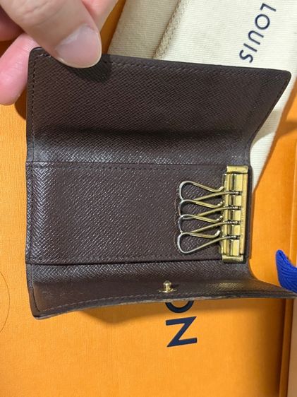 LV 4 key holder Damier Full Set รูปที่ 8