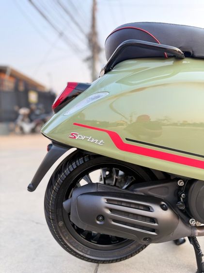vespa sprint 150 รูปที่ 9