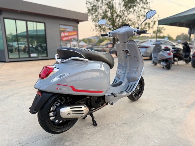 vespa sprint150 รูปที่ 4