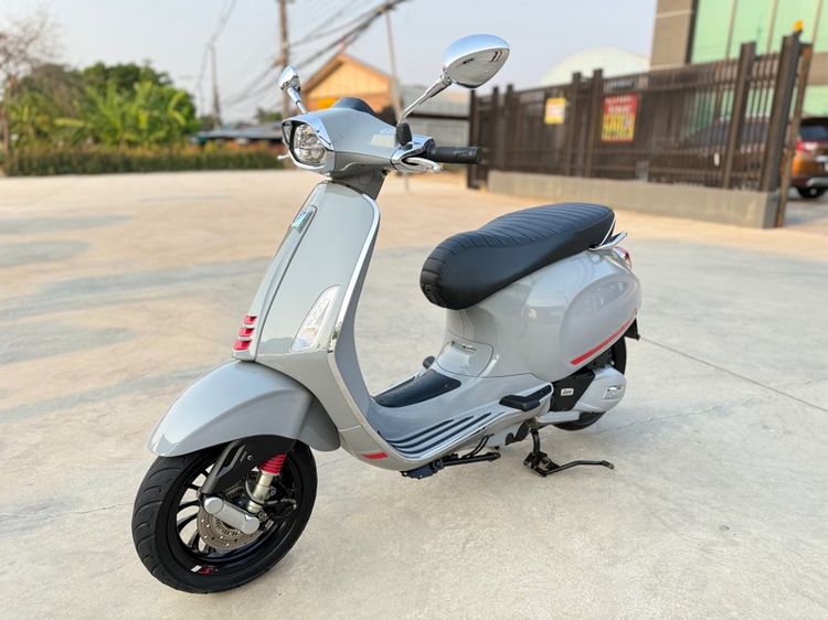 vespa sprint150 รูปที่ 2