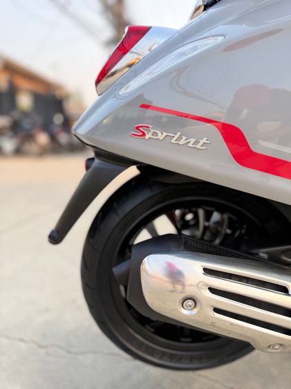vespa sprint150 รูปที่ 8