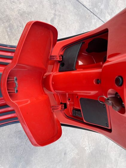 vespa sprint 150 รูปที่ 9