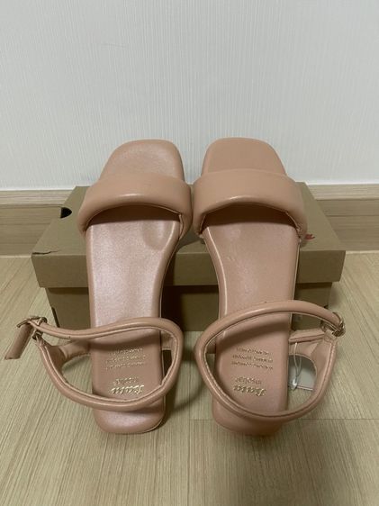 รองเท้าแตะ Bata รูปที่ 3