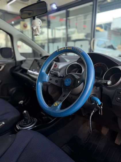 Honda Jazz 2008 1.5 S Sedan เบนซิน ไม่ติดแก๊ส เกียร์ธรรมดา ดำ รูปที่ 4