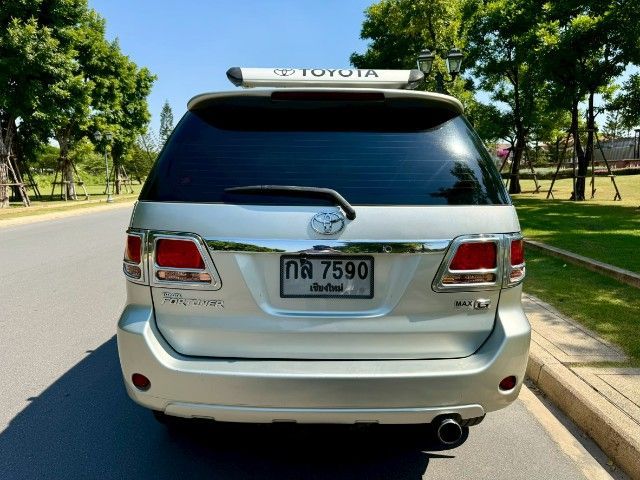 Toyota Fortuner 2006 3.0 G 4WD Utility-car ดีเซล ไม่ติดแก๊ส เกียร์ธรรมดา บรอนซ์ทอง รูปที่ 3