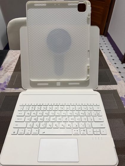 ipad keyboard 12.9  รูปที่ 2