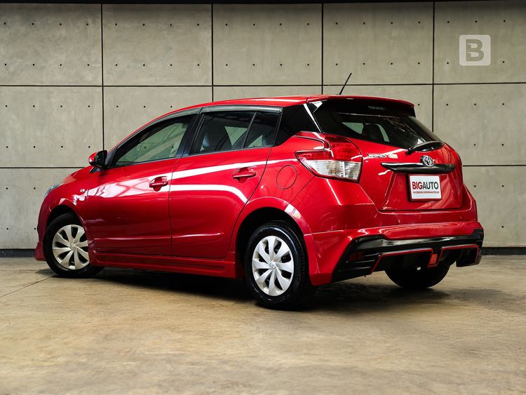 Toyota Yaris 2015 1.2 J Sedan เบนซิน ไม่ติดแก๊ส เกียร์อัตโนมัติ แดง รูปที่ 3
