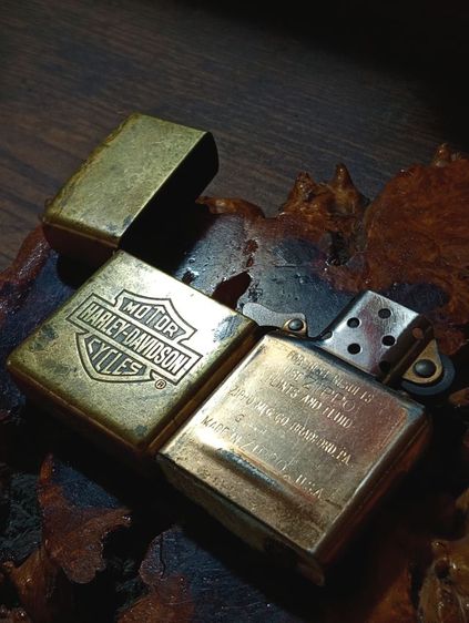 USA.ไฟแช็ค zippo harley - davidson ปี 09แท้เดิมจากอเมริกาแท้เดิมสภาพสุดเยี่ยม รูปที่ 15