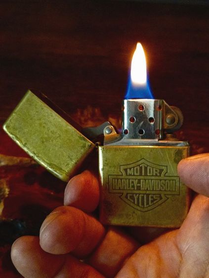 USA.ไฟแช็ค zippo harley - davidson ปี 09แท้เดิมจากอเมริกาแท้เดิมสภาพสุดเยี่ยม รูปที่ 2