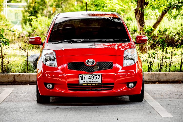 Toyota Yaris 2006 1.5 E Sedan เบนซิน ไม่ติดแก๊ส เกียร์อัตโนมัติ แดง รูปที่ 2