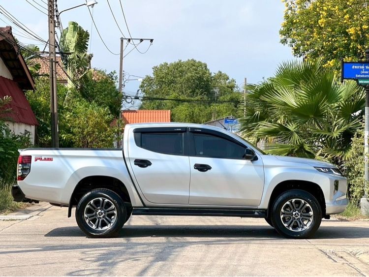 Mitsubishi Triton 2023 2.4 GLS Plus Pickup ดีเซล ไม่ติดแก๊ส เกียร์อัตโนมัติ ขาว รูปที่ 2