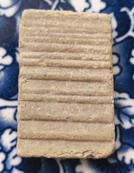 พระสมเด็จพิมพ์ใหญ่วัดระฆังเนื้อเก่าแห้งสวยค่ะ(15) รูปที่ 18