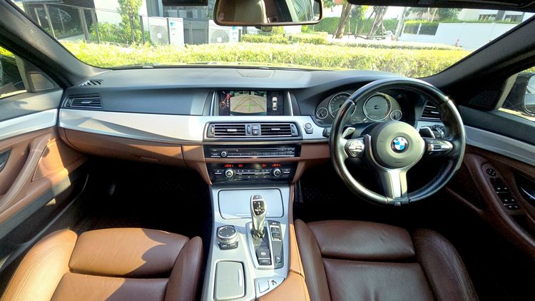 BMW Series 5 2015 528i Sedan เบนซิน ไม่ติดแก๊ส เกียร์อัตโนมัติ ขาว รูปที่ 3