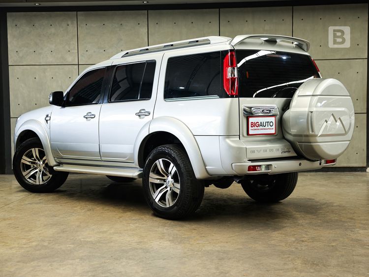Ford Everest 2013 2.5 LTD Utility-car ดีเซล ไม่ติดแก๊ส เกียร์อัตโนมัติ บรอนซ์เงิน รูปที่ 3