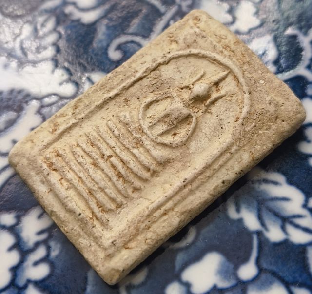 พระสมเด็จพิมพ์เจดีย์เนื้อเก่าค่ะ(10) รูปที่ 4